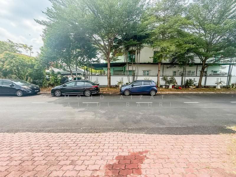 Rumah Teres 2-Tingkat untuk Dijual di Seksyen 7 (Shah Alam) - Mohd Aizat Saiful Bahri - Exterior - PropertyGuru.com.my