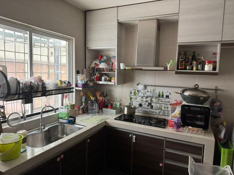 3-storey Terraced House for Sale in Taman Suria Jaya (Cheras) - Ken Lai - Kitchen - PropertyGuru.com.my