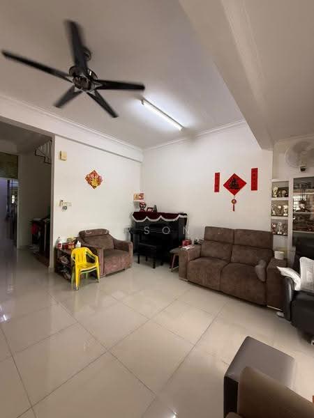 Rumah Teres 2-Tingkat untuk Dijual di Taman Daya (Johor Bahru) - Carson . - Living Room - PropertyGuru.com.my