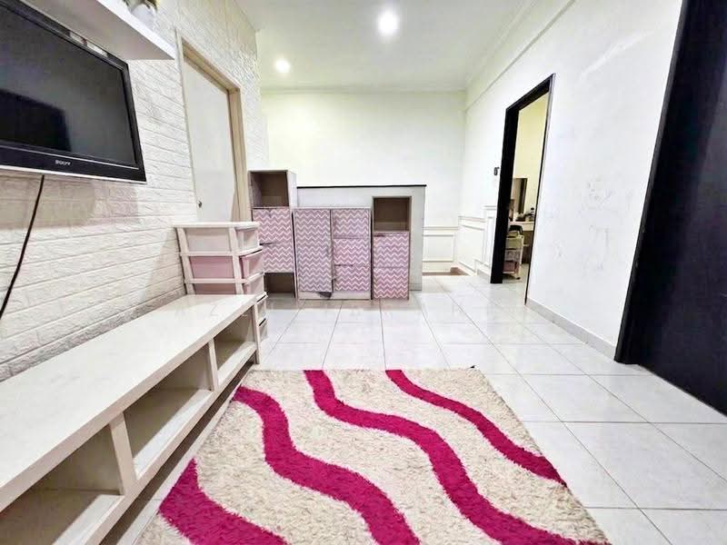 Rumah Teres 2-Tingkat untuk Dijual di Taman Bangi Avenue (Bangi) - Azli Ibrahim - Living Room - PropertyGuru.com.my
