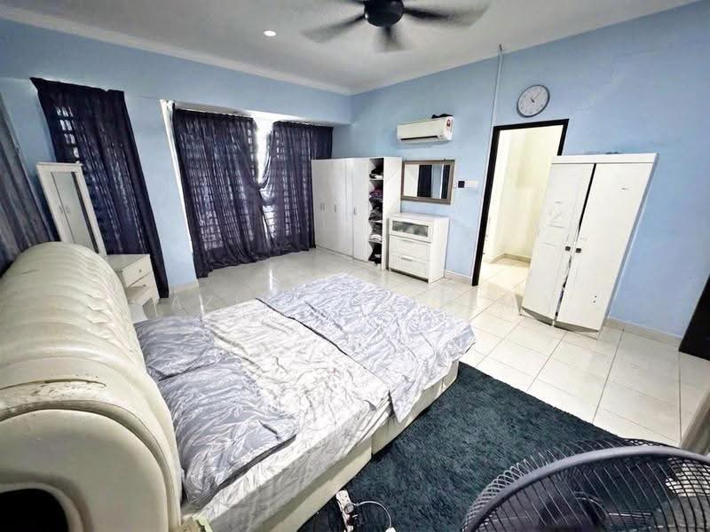 Rumah Teres 2-Tingkat untuk Dijual di Taman Bangi Avenue (Bangi) - Azli Ibrahim - Bedroom - PropertyGuru.com.my