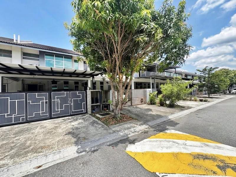 Rumah Teres 2-Tingkat untuk Dijual di Taman Bangi Avenue (Bangi) - Azli Ibrahim - Exterior - PropertyGuru.com.my