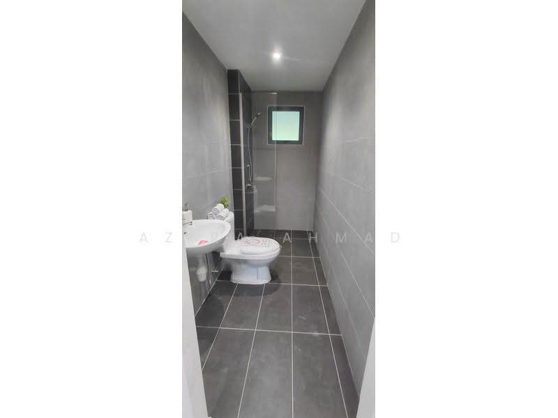 Kondominium untuk Dijual di Vista Bayu Condominium @ Sg. Ramal - Azira Ahmad - Bathroom - PropertyGuru.com.my