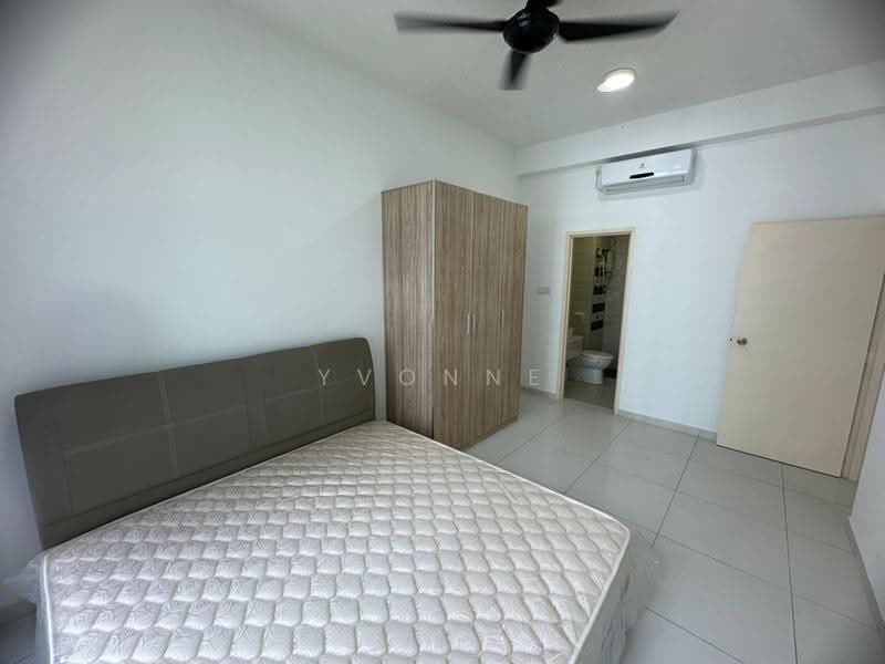 Service Residence for Sale at D'Summit Residences - Yvonne Lim - Bedroom - PropertyGuru.com.my