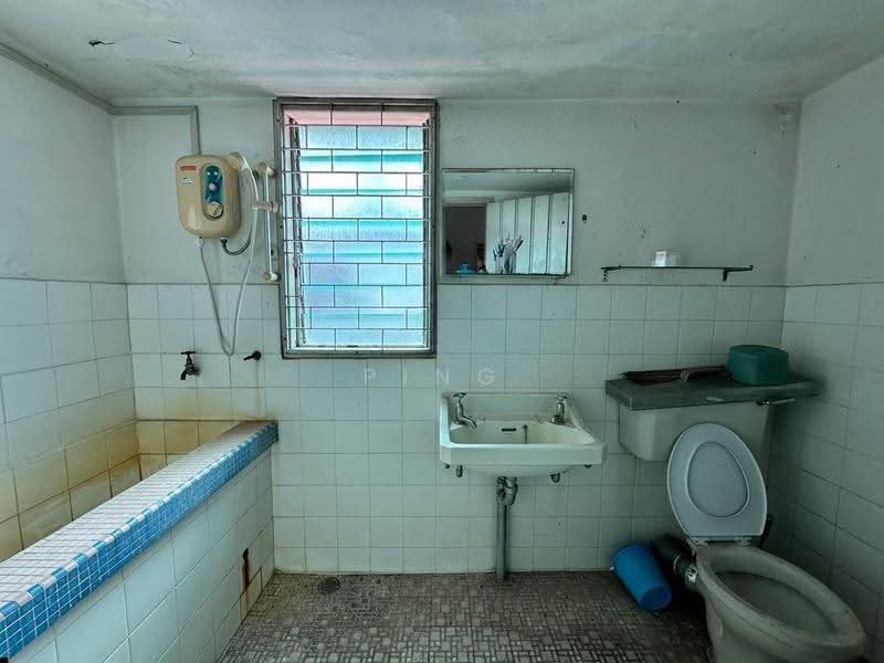 Semi-Detached House for Sale in Pulau Tikus (Penang) - Ping Koay - Bathroom - PropertyGuru.com.my