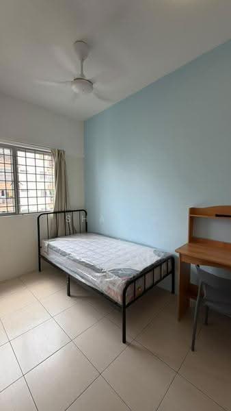 Kondominium untuk Disewa di Beverly 2 - Sharon Wong - Bedroom - PropertyGuru.com.my