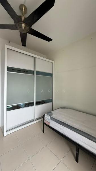 Kondominium untuk Disewa di Beverly 2 - Sharon Wong - Bedroom - PropertyGuru.com.my