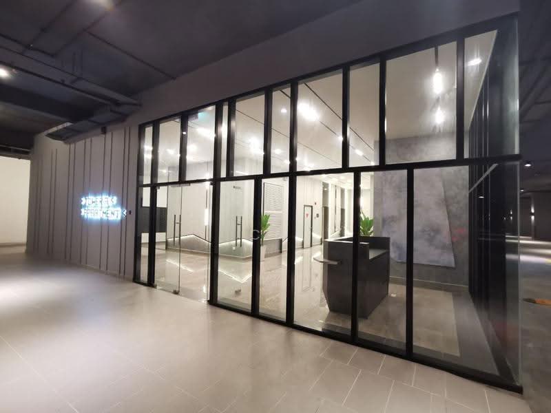 Kediaman Servis untuk Dijual di The Netizen - CY Yong - Entrance - PropertyGuru.com.my