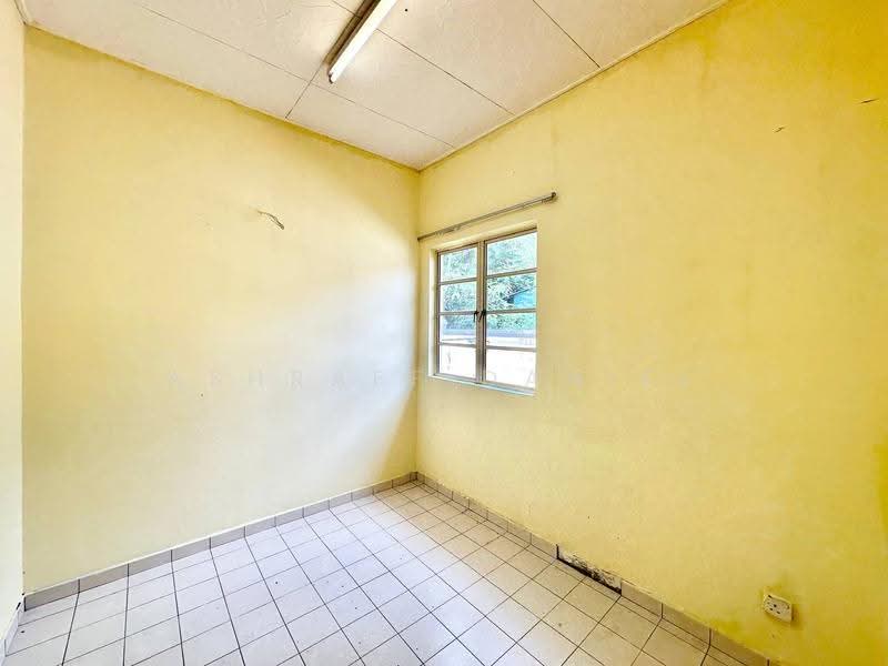 Rumah Berkembar untuk Dijual di Petaling Jaya (Selangor) - Ashraff Daniel - PropertyGuru.com.my