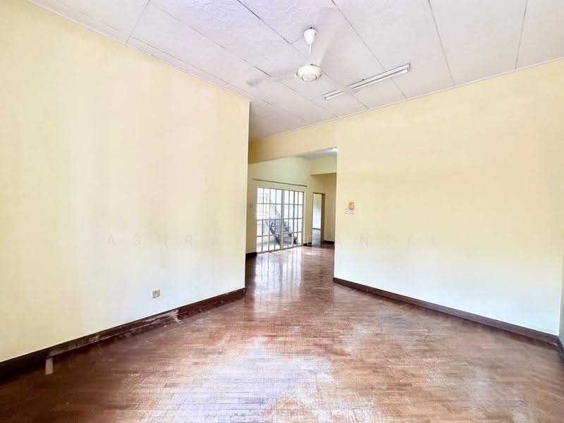 Rumah Berkembar untuk Dijual di Petaling Jaya (Selangor) - Ashraff Daniel - PropertyGuru.com.my