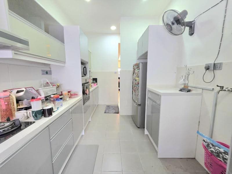 2-storey Terraced House for Sale in Taman Alam Indah (Shah Alam) - Mohd Aizat Saiful Bahri - Kitchen - PropertyGuru.com.my