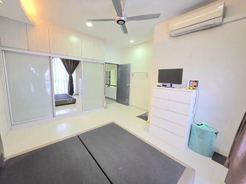2-storey Terraced House for Sale in Taman Alam Indah (Shah Alam) - Mohd Aizat Saiful Bahri - Bedroom - PropertyGuru.com.my