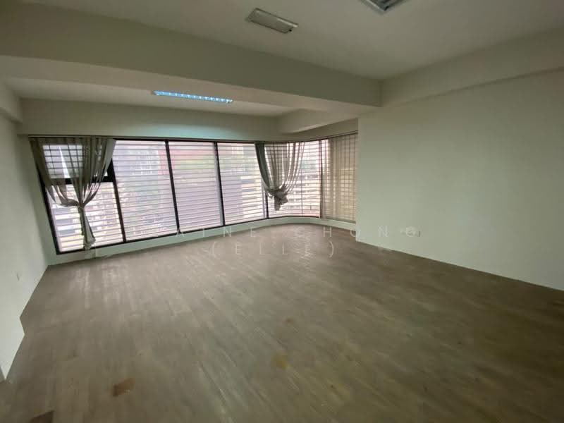 Shop / Office untuk Dijual di Bangsar (Kuala Lumpur) - Elaine Chong (Elle) - Living Room - PropertyGuru.com.my