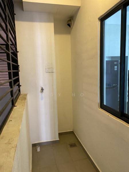 Service Residence for Sale at D'sands Residence - Roy Ho - Exterior - PropertyGuru.com.my