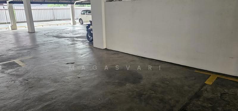 Kondominium untuk Dijual di Bukit Gembira Condominium - Raveen Sellaiah - Car Park - PropertyGuru.com.my