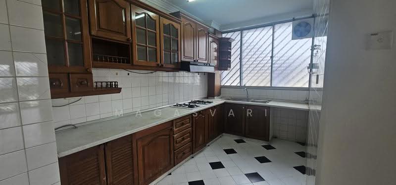 Kondominium untuk Dijual di Bukit Gembira Condominium - Raveen Sellaiah - Kitchen - PropertyGuru.com.my