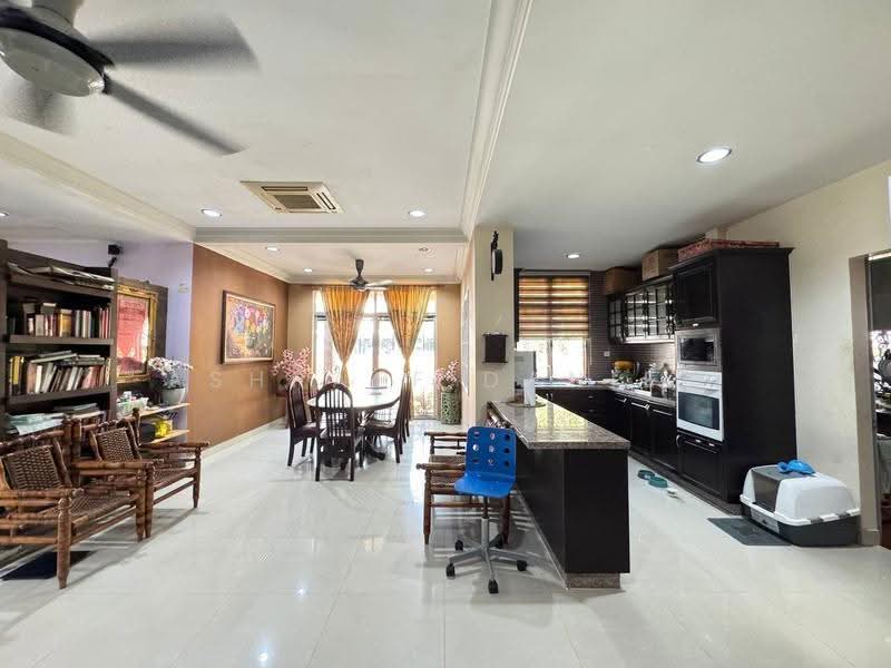 Bungalow House for Sale in Taman Puncak Perdana (Shah Alam) - Ashraff Daniel - Living Room - PropertyGuru.com.my