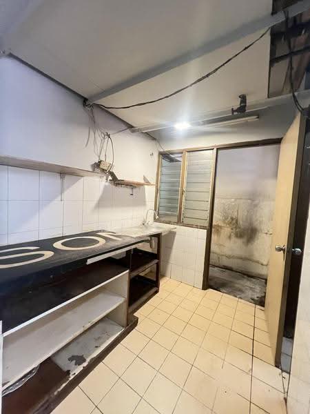 Flat for Sale at Pangsapuri Seroja - Nelson Ng - PropertyGuru.com.my