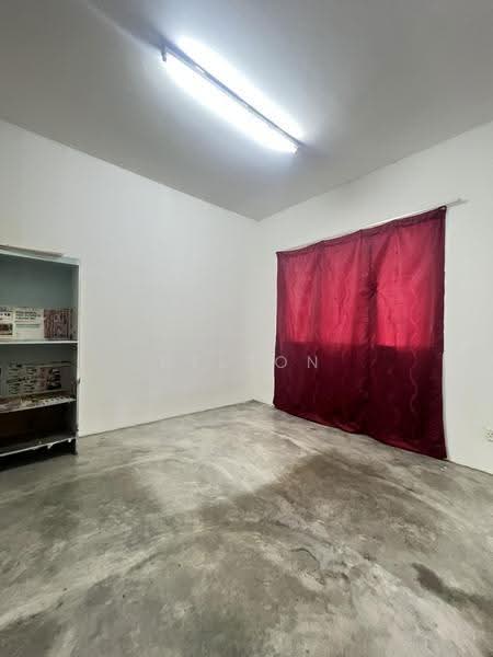 Flat for Sale at Pangsapuri Seroja - Nelson Ng - PropertyGuru.com.my
