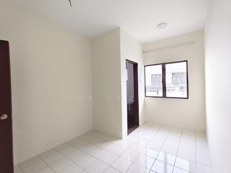Rumah Teres untuk Dijual di Kuala Selangor (Selangor) - Liza Khalid - PropertyGuru.com.my