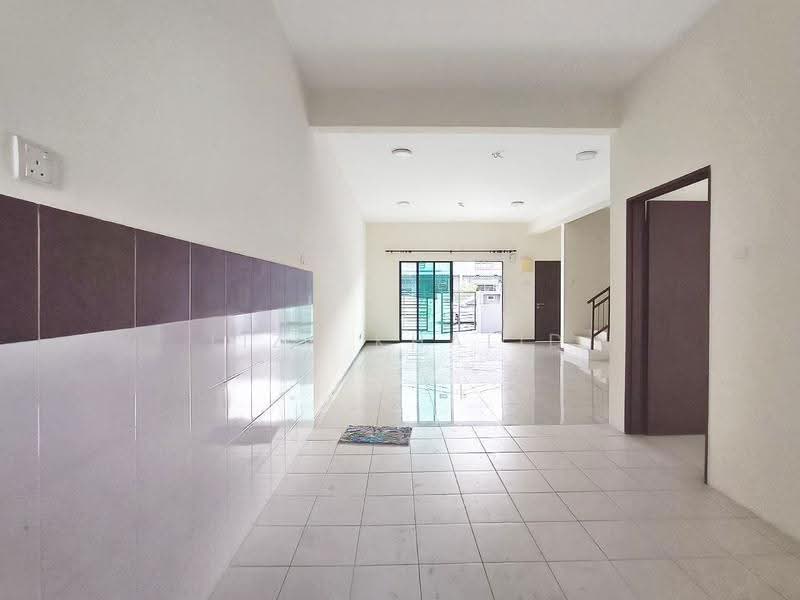 Rumah Teres untuk Dijual di Kuala Selangor (Selangor) - Liza Khalid - PropertyGuru.com.my
