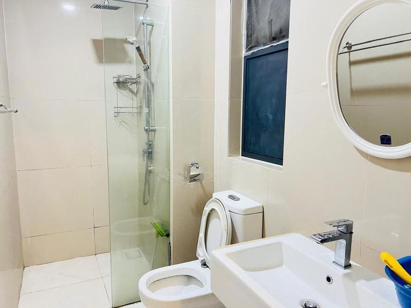Service Residence for Sale at South View - Evon Heng - Bathroom - PropertyGuru.com.my