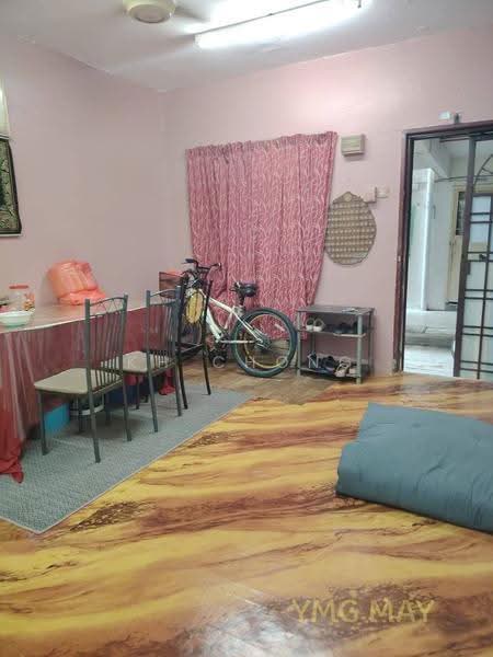Rumah Flat untuk Dijual di Bandar Bukit Tinggi 2 Flat - KH Chong - Living Room - PropertyGuru.com.my