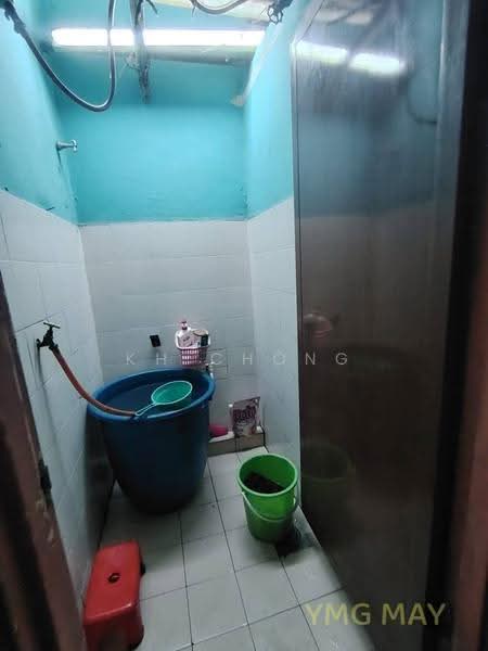 Rumah Flat untuk Dijual di Bandar Bukit Tinggi 2 Flat - KH Chong - Bathroom - PropertyGuru.com.my