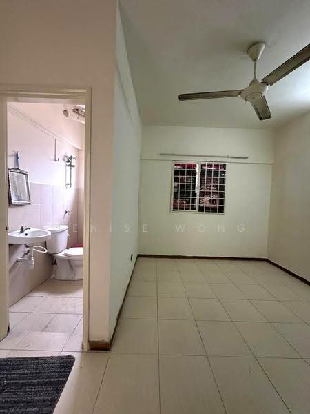 Kondominium untuk Dijual di Beverly 2 - Denise Wong - Interior - PropertyGuru.com.my