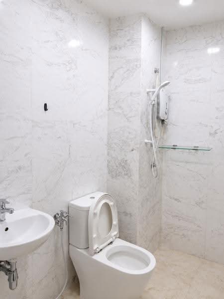 Condominium for Sale at Silverscape Residences - Eddy Leow - Bathroom - PropertyGuru.com.my