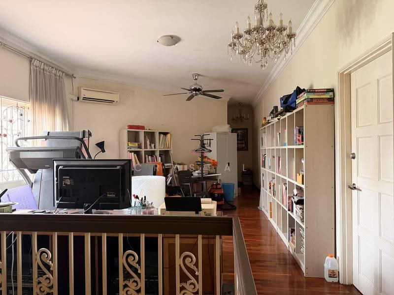 2-storey Terraced House for Sale in Bandar Utama (Selangor) - Crystal Chua - Study - PropertyGuru.com.my