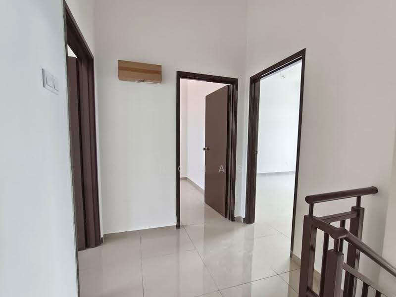 2-storey Terraced House for Sale in Bukit Lintang (Melaka) - Thomas Lam - Corridor - PropertyGuru.com.my