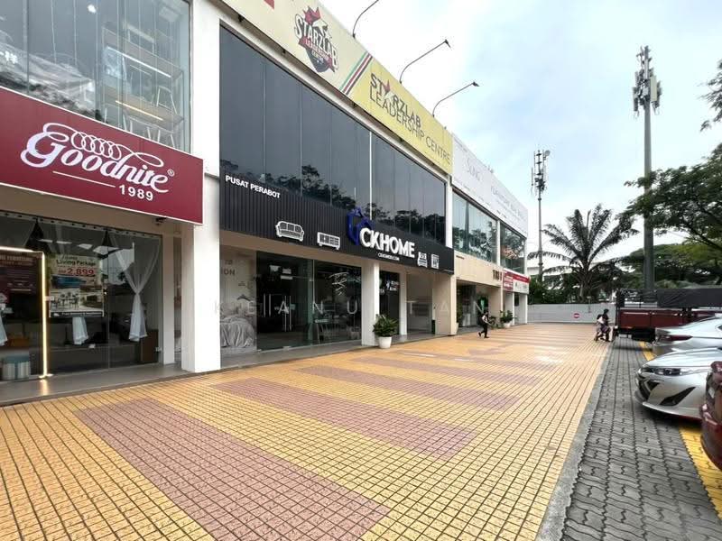 Shop / Office untuk Disewa di Bandar Utama 11 (Bandar Utama) - Keanu Tan - Exterior - PropertyGuru.com.my
