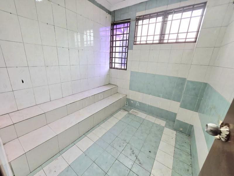 Rumah Teres 2-Tingkat untuk Dijual di Taman Cahaya Alam (Shah Alam) - Mohd Aizat Saiful Bahri - PropertyGuru.com.my