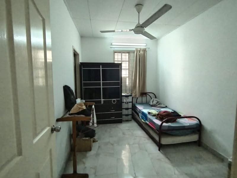 Bungalow House for Sale in Kota Emerald (Rawang) - Tom Yip - Bedroom - PropertyGuru.com.my