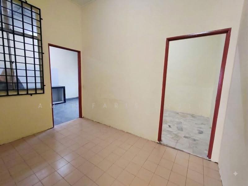 1-storey Terraced House for Sale in Skudai (Johor) - Amir Faris Rusli - PropertyGuru.com.my