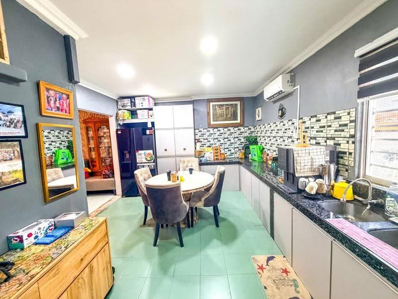 2-storey Terraced House for Sale in Bandar Tun Hussein Onn (Cheras) - Asyraf Azman - Kitchen - PropertyGuru.com.my