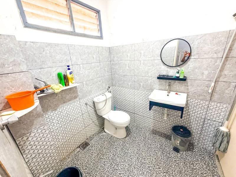 2-storey Terraced House for Sale in Bandar Tun Hussein Onn (Cheras) - Asyraf Azman - Bathroom - PropertyGuru.com.my