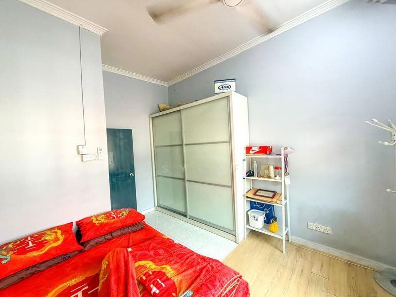 2-storey Terraced House for Sale in Bandar Tun Hussein Onn (Cheras) - Asyraf Azman - Bedroom - PropertyGuru.com.my
