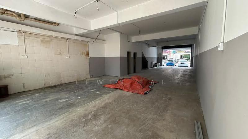 Shop / Office untuk Disewa di Austin Perdana (Tebrau) - Lewis Tai - Interior - PropertyGuru.com.my
