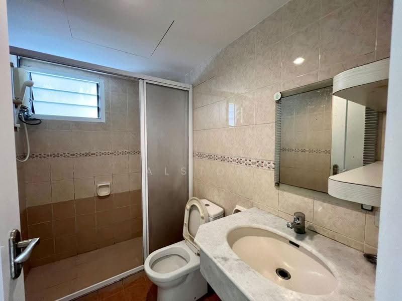 Condominium for Sale at Gurney Park Condominium - Alston Loh - Bathroom - PropertyGuru.com.my