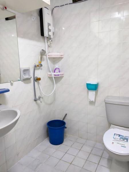 Apartment for Sale at Bukit Dumbar Permai - Alisson Chew - Bathroom - PropertyGuru.com.my