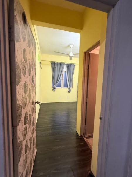 Flat for Sale at Taman Seri Janggus - FU HOW - Corridor - PropertyGuru.com.my