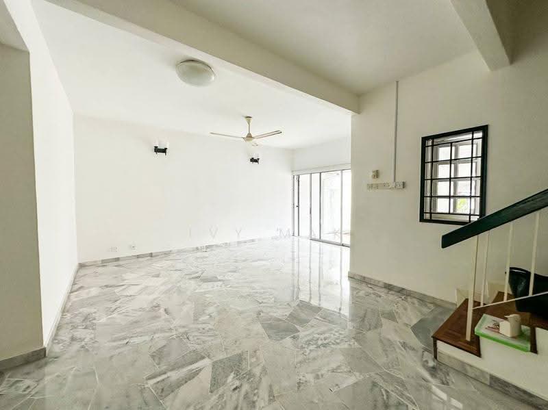 Rumah Teres untuk Disewa di Usj 4 (Subang Jaya) - Ivy Mak - Living Room - PropertyGuru.com.my