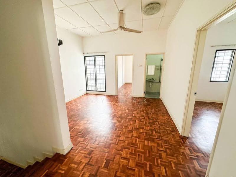Rumah Teres untuk Disewa di Usj 4 (Subang Jaya) - Ivy Mak - Living Room - PropertyGuru.com.my