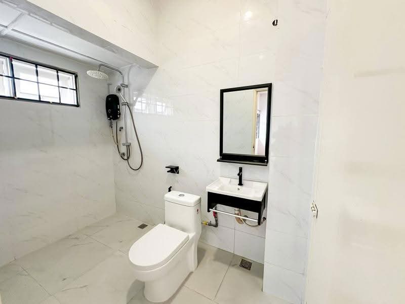 Rumah Teres untuk Disewa di Usj 4 (Subang Jaya) - Ivy Mak - Bathroom - PropertyGuru.com.my
