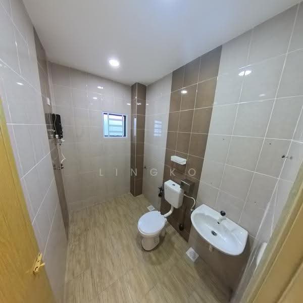 2-storey Terraced House for Sale in Sitiawan (Perak) - Lingko Tan - Bathroom - PropertyGuru.com.my