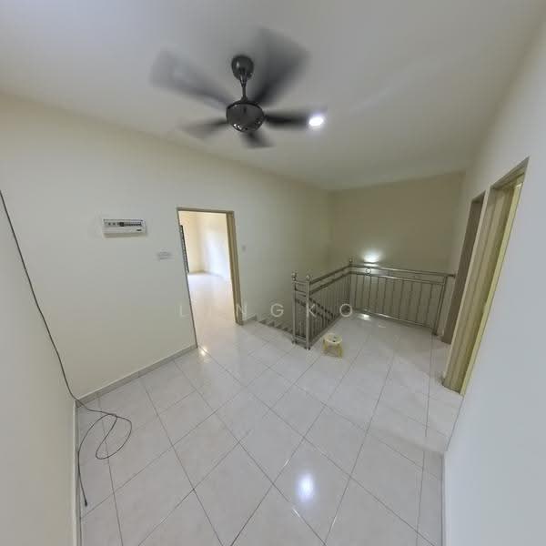 2-storey Terraced House for Sale in Sitiawan (Perak) - Lingko Tan - Corridor - PropertyGuru.com.my