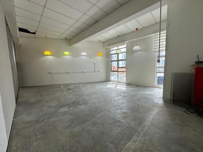 Shop / Office untuk Dijual di Taman Mount Austin (Tebrau) - Emily Hau - Interior - PropertyGuru.com.my