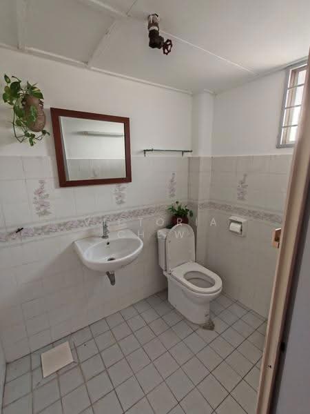 Apartment for Sale at Subang Perdana Goodyear Court 3 - Victoria Chew - Bathroom - PropertyGuru.com.my